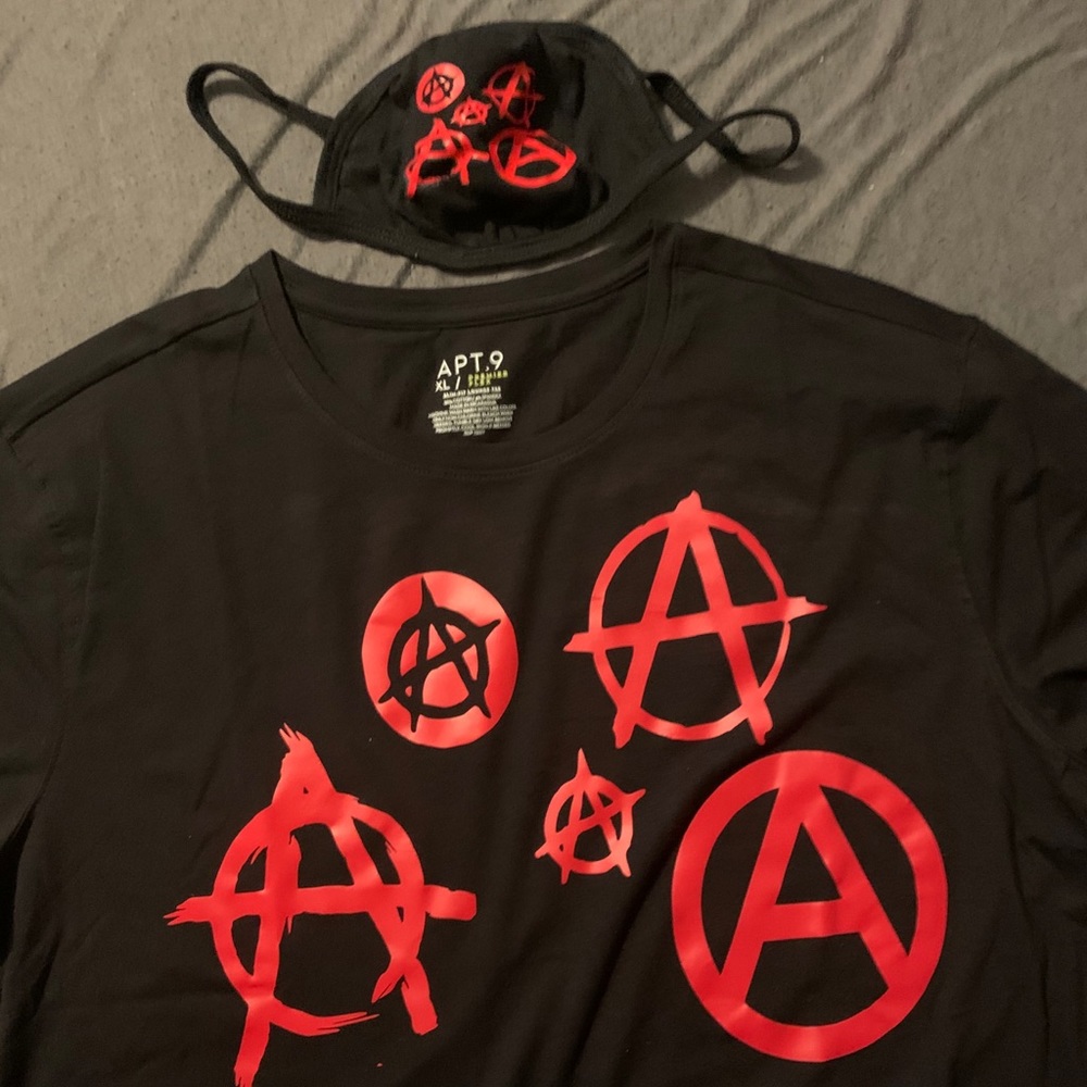 Anarchy T-shirt w/ Matching FaceMask